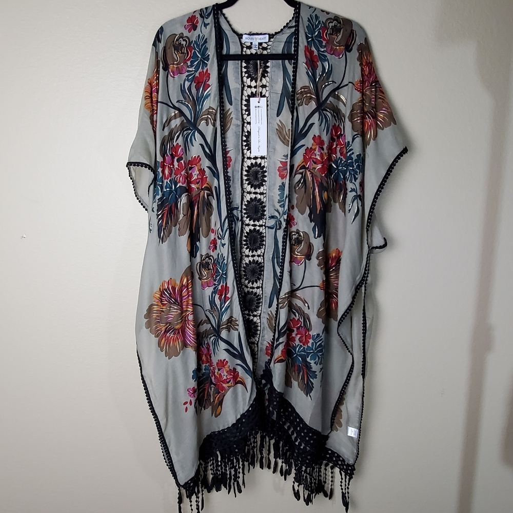 Dark Floral Kimono